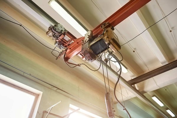 Financement pour les équipements monte-charges : qui peut vous accompagner pour l'obtenir ?